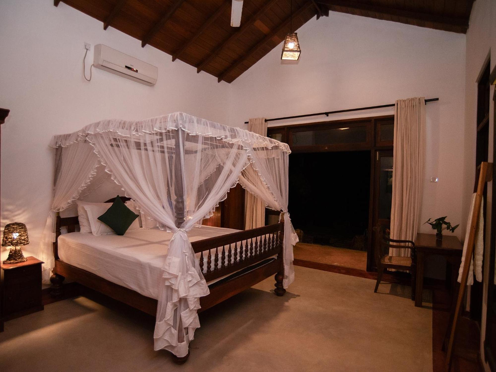 The Lush Villa Unawatuna