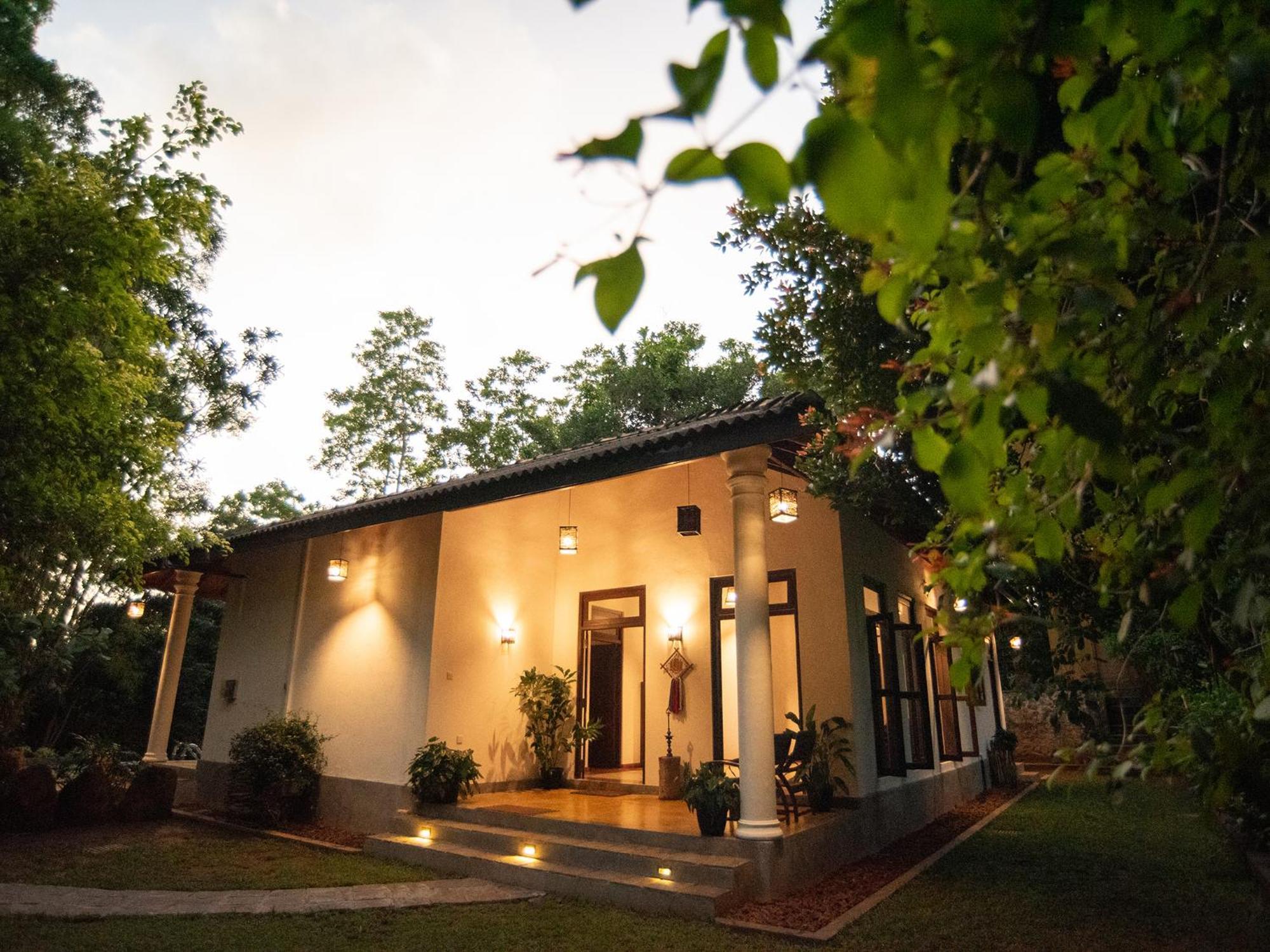 The Lush विला Unawatuna
